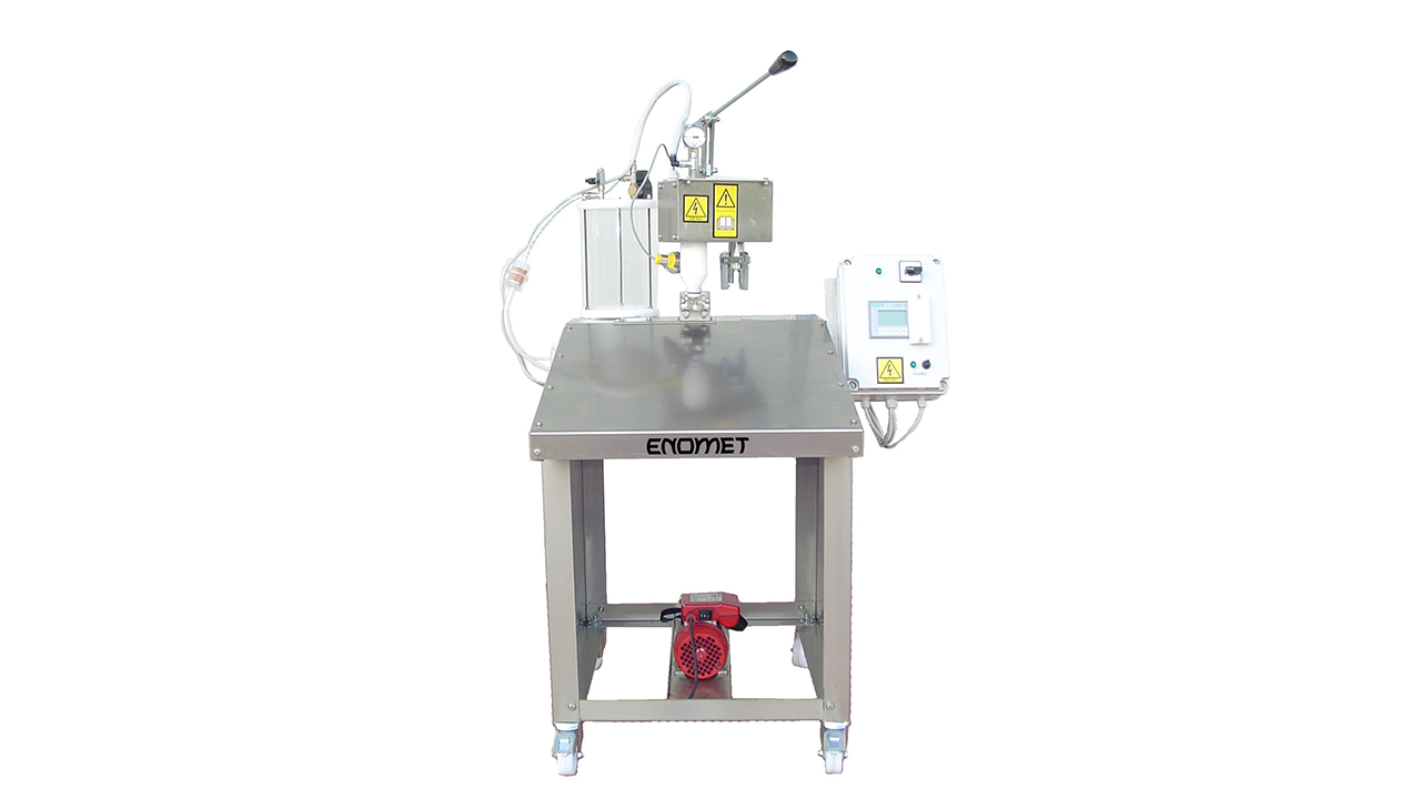 Bag-In-Box Filling Devices